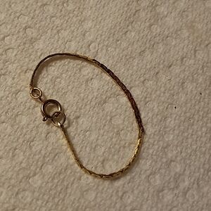 4.5" Herringbone Gold Tone Bracelet